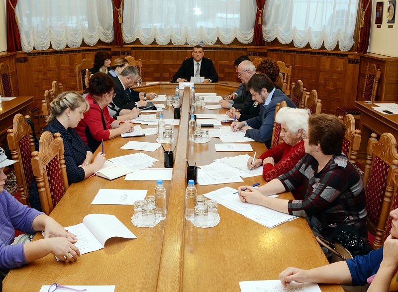 Собрание ТОС. Парламент Ивановской области. ТОС Центральный. ТОС обсуждает проект.